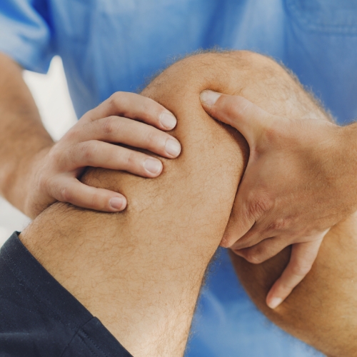 physiotherapy-center-knee-pain-relief-west-end-physiotherapy-vancouver-bc
