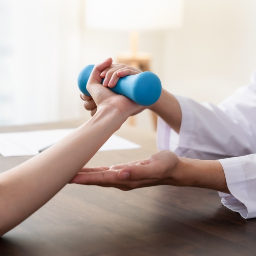 physiotherapy-center-upper-extremity-pain-relief-west-end-physiotherapy-vancouver-bc